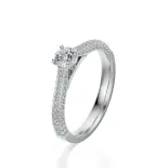 Pierścionek z białego złota z diamentami